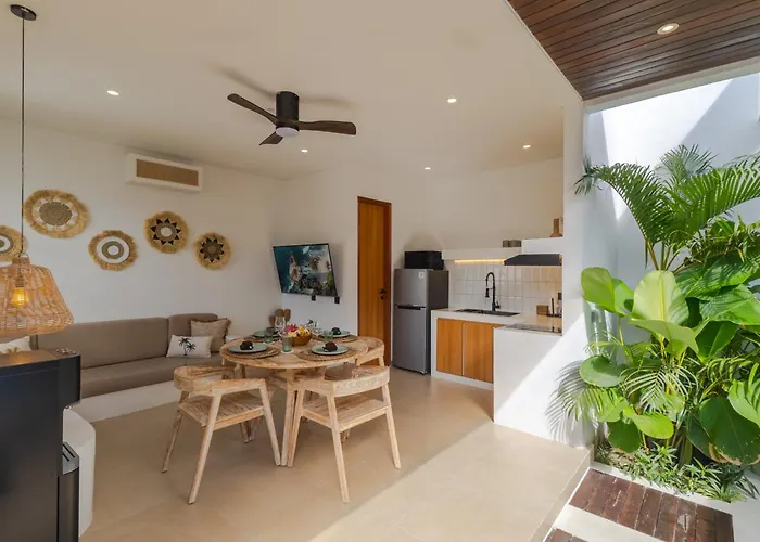 Santai By Pertama Villa